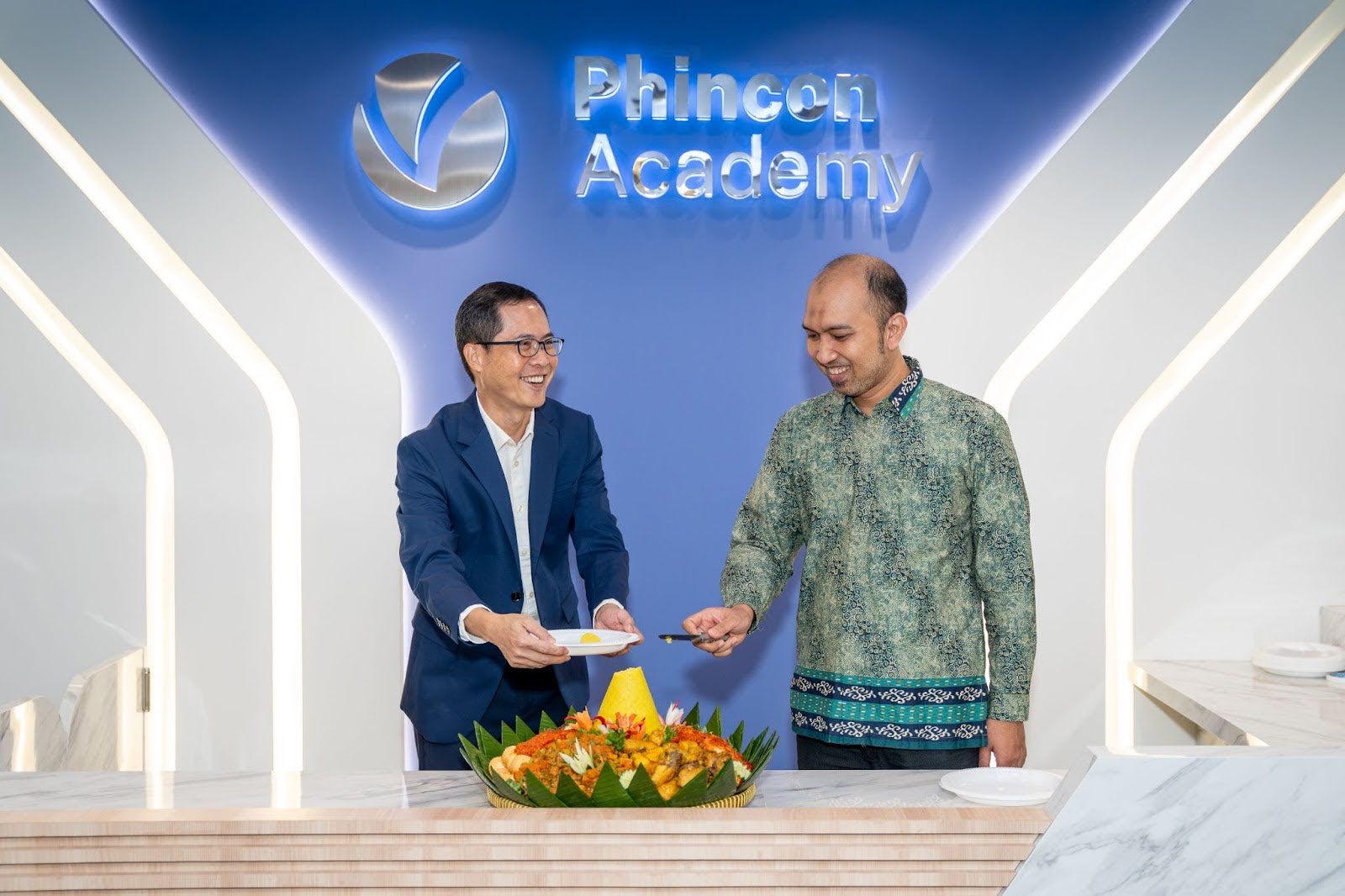 Momen Peresmian dalam Grand Launching Phincon Academy oleh BOD Phincon (30/04/2024) - Dok. Phincon Academy